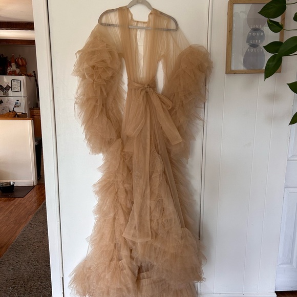Kelaixiang Tulle Robe - Picture 2 of 2